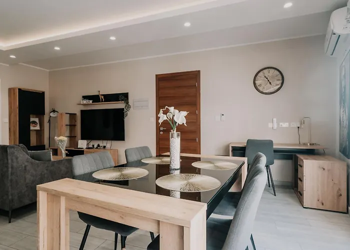 Urban Gem - Stylish In Msida-gzira Lejlighed