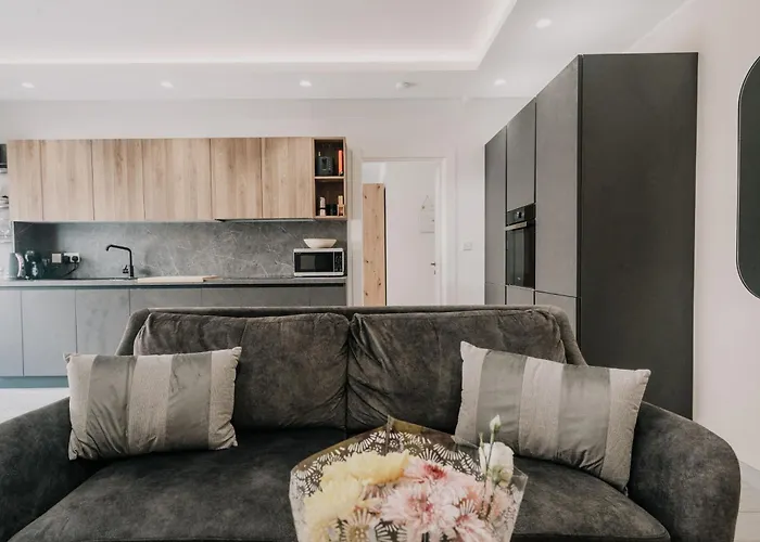 Urban Gem - Stylish In Msida-gzira