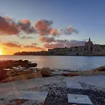 Urban Gem - Stylish In Msida-gzira *