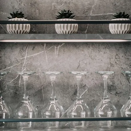 Urban Gem - Stylish In Msida-gzira Apartament *