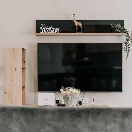 Urban Gem - Stylish In Msida-gzira Appartement *