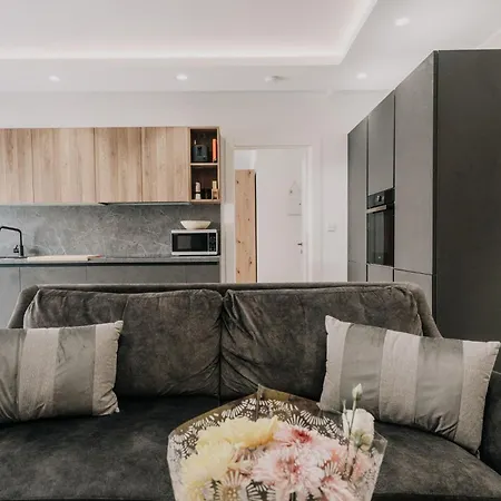 Urban Gem - Stylish In Msida-gzira