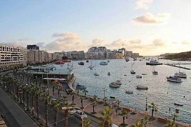 Urban Gem - Stylish In Msida-gzira Msida