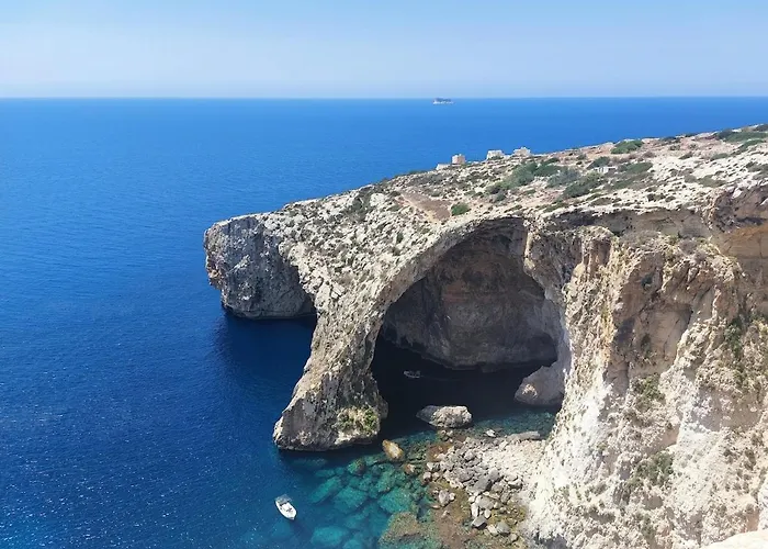 Urban Gem - Stylish In Msida-gzira * Msida