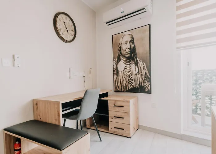 Urban Gem - Stylish In Msida-gzira Apartament *