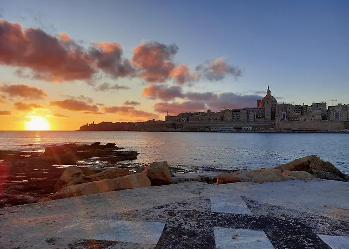 Urban Gem - Stylish In Msida-gzira *