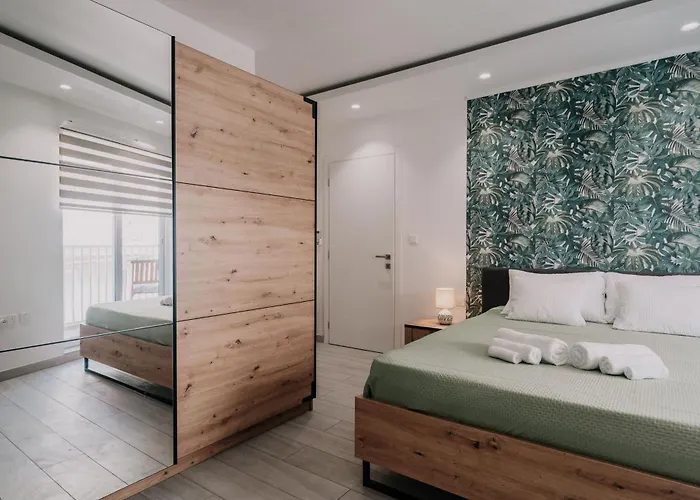 Urban Gem - Stylish In Msida-gzira Apartament